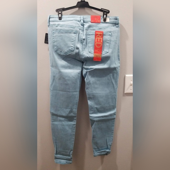 NWT Celebrity Pink Jeans. Size 11 - Picture 2 of 2